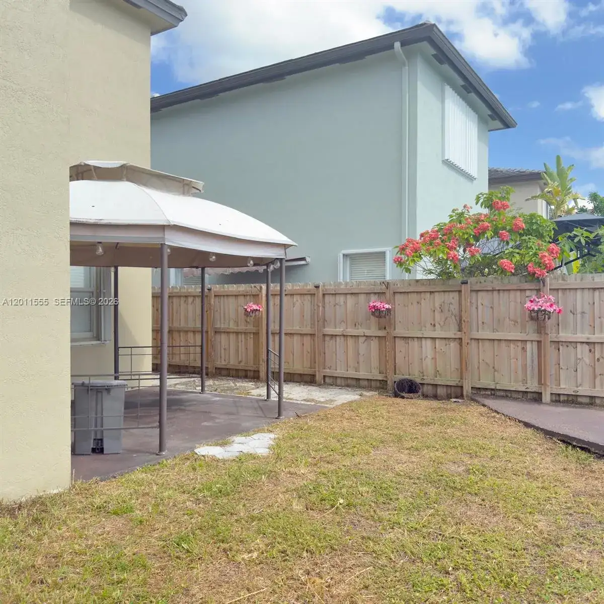 148 NE 36 Ave RD, Homestead FL 33033 photo 3