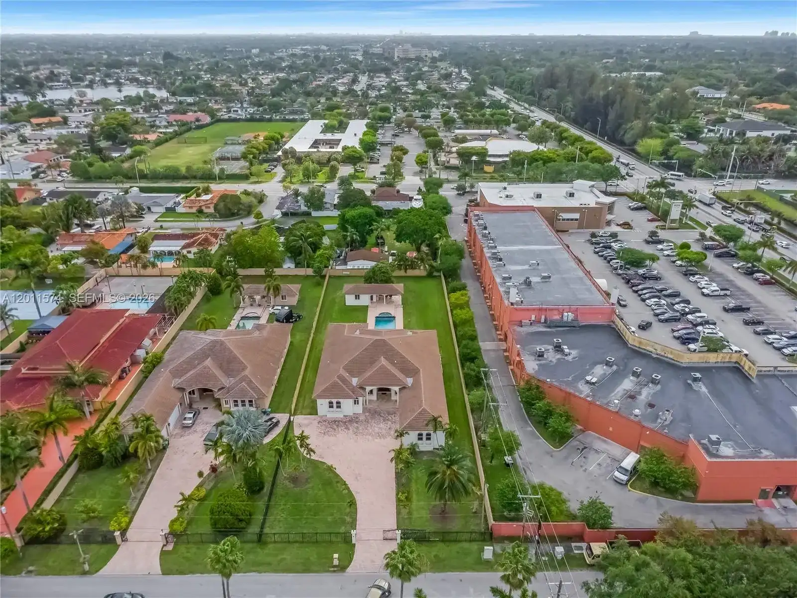 4025 SW 128th Ave, Miami FL 33175 photo 3