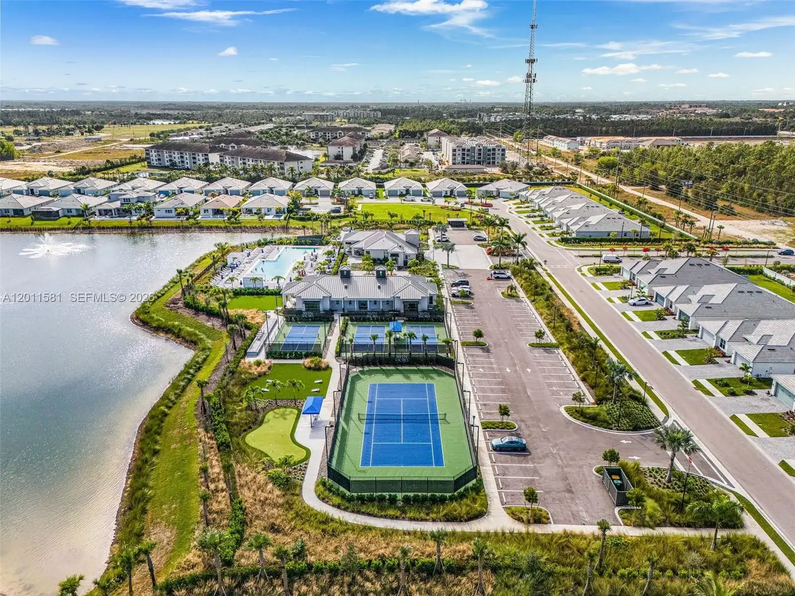9087 Kite Ln, Naples FL 34114 photo 2