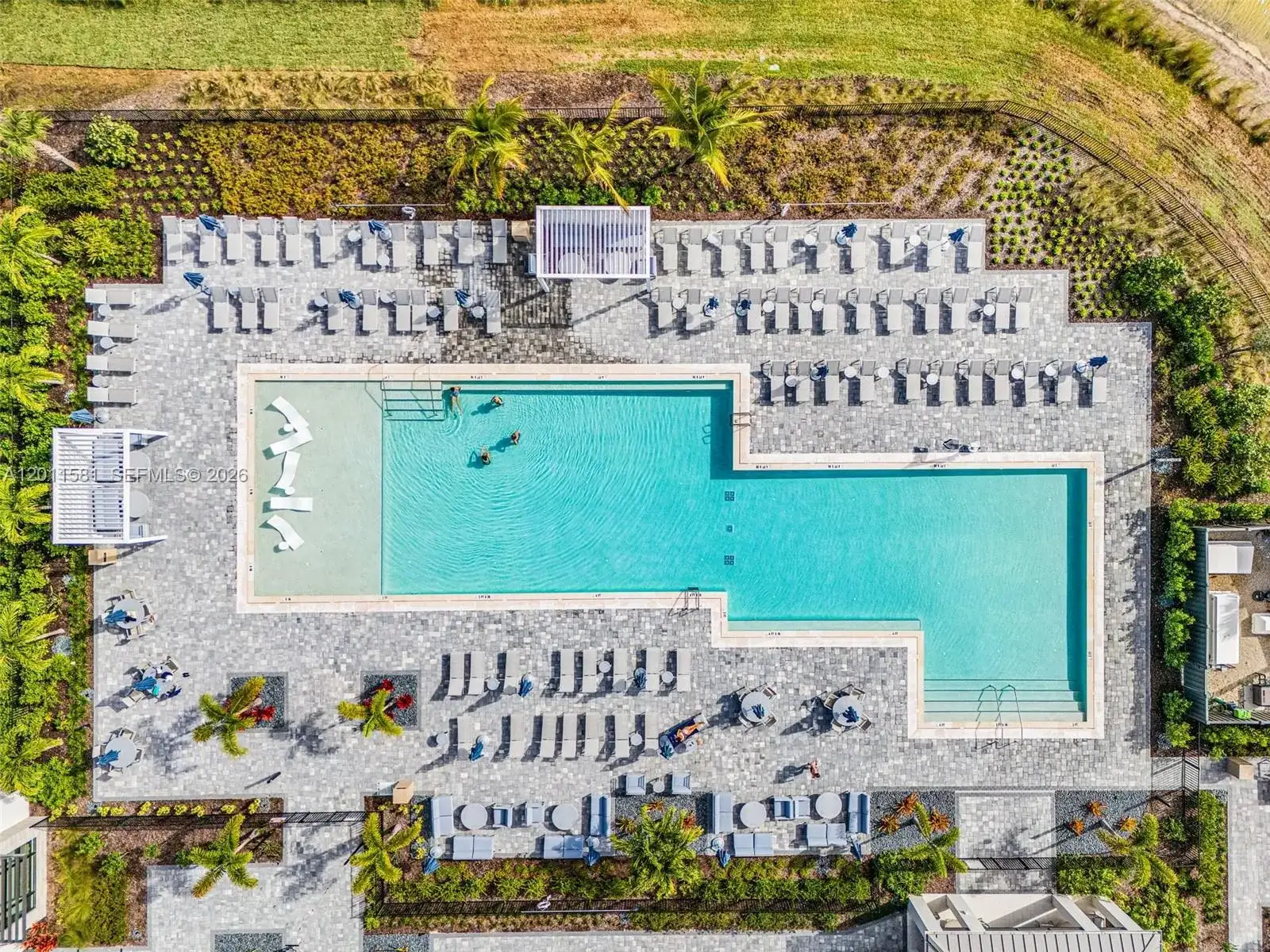 9087 Kite Ln, Naples FL 34114 photo 4
