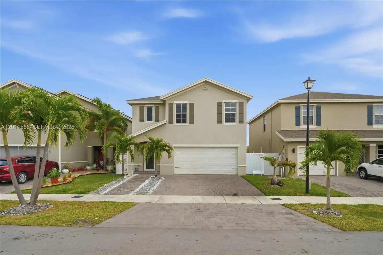 439 NE 6th Pl, Florida City FL 33034 photo 2
