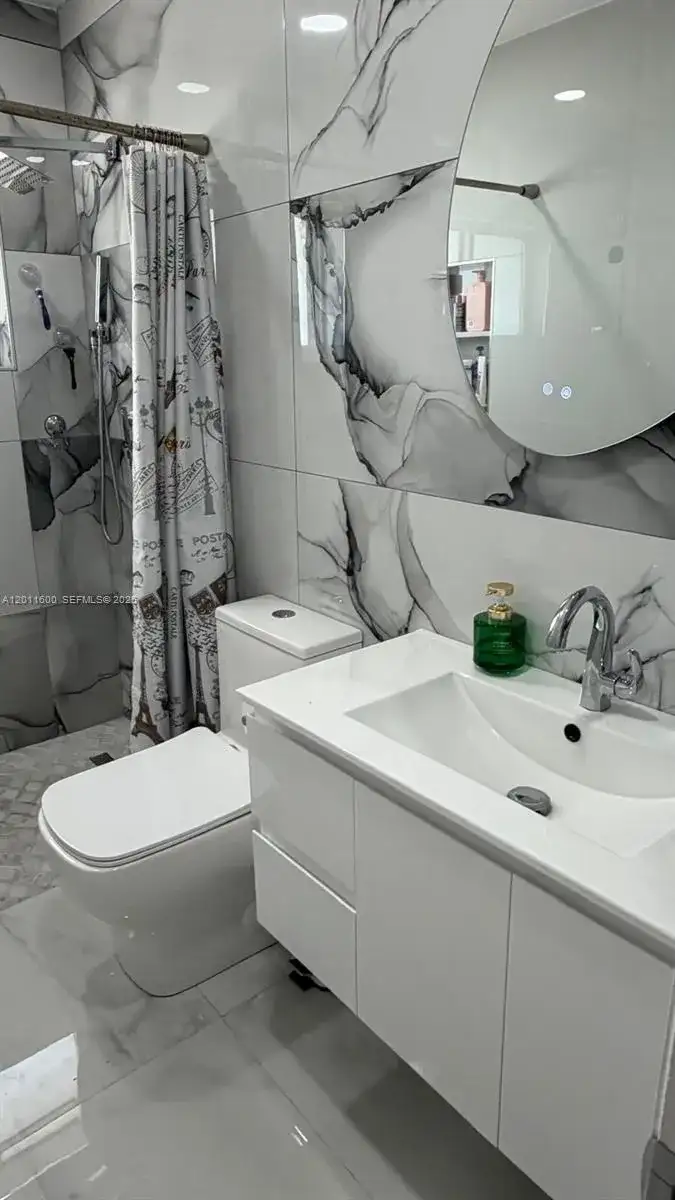 1701 NW 12th Ave, Homestead FL 33030 photo 2