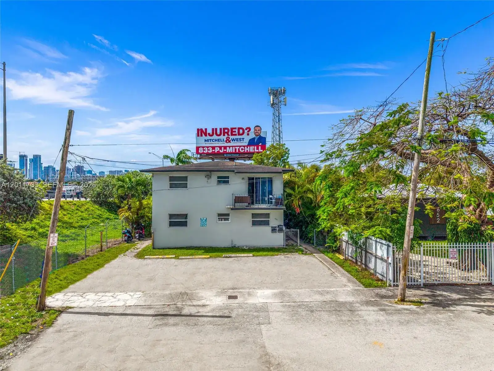 650 NW 28th St, Miami FL 33127 photo 5