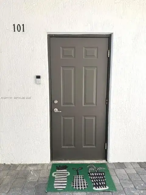 15650 SW 136th St # 101, Miami FL 33196 photo 2