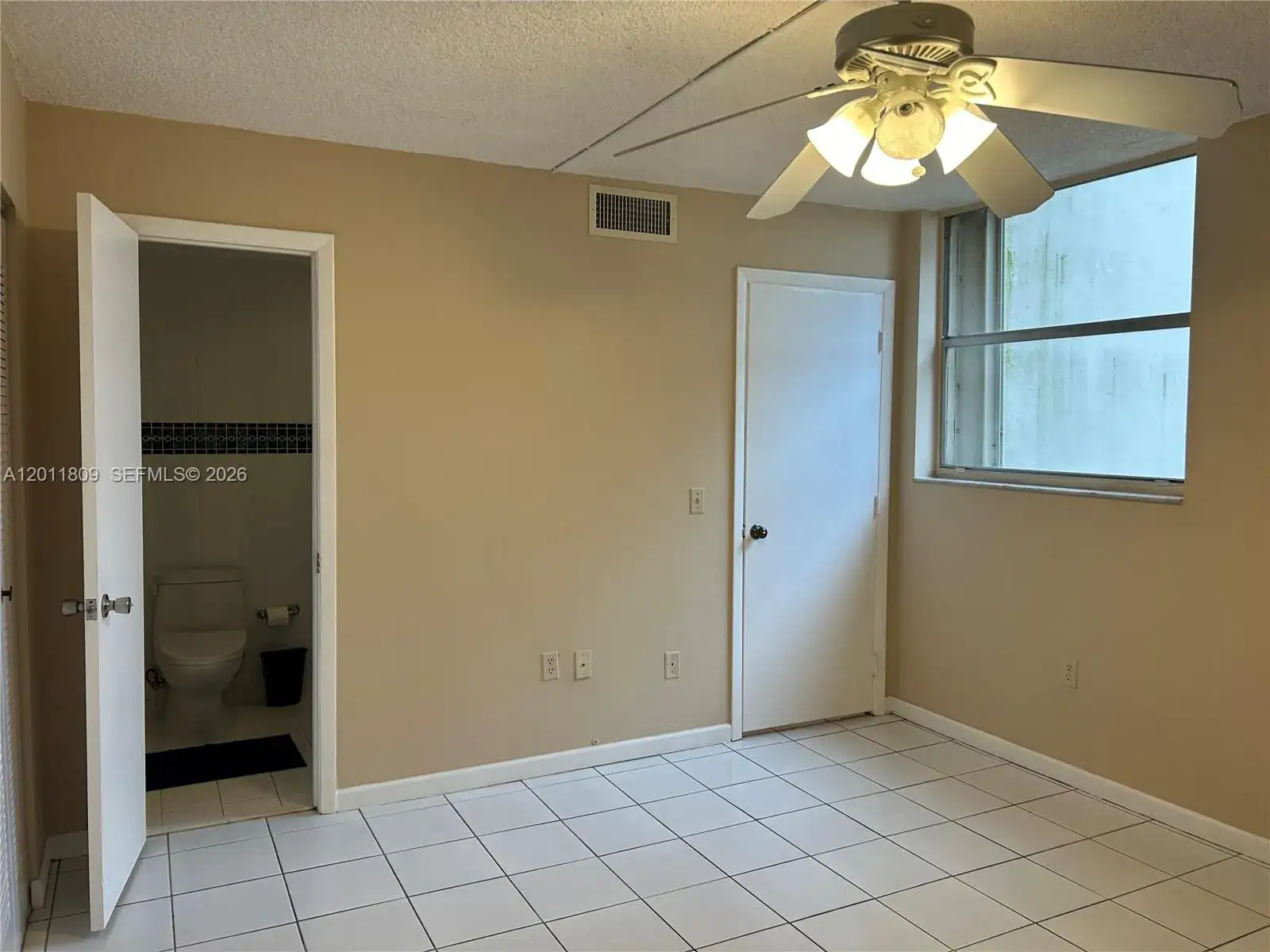 9411 SW 4th St # 202, Miami FL 33174 photo 2