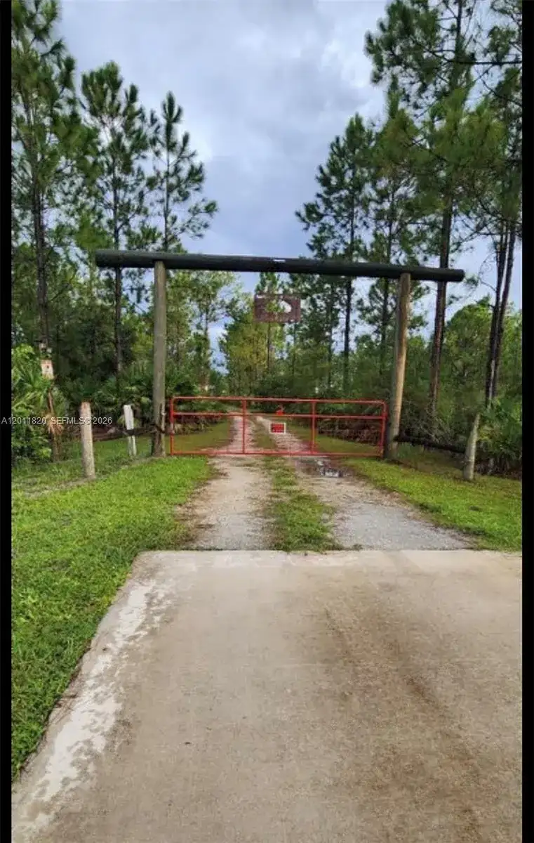 1000 NE 365 Lane, Okeechobee FL 34972 photo 4