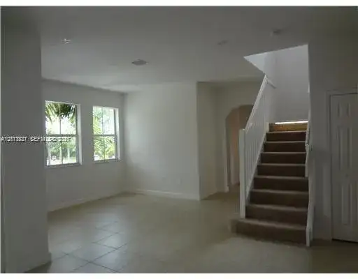 10012 NW 7th St # 216, Miami FL 33172 photo 5