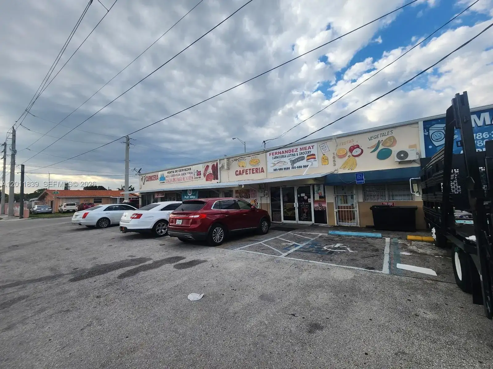 4125 E 10th Ct, Hialeah FL 33013 photo 4
