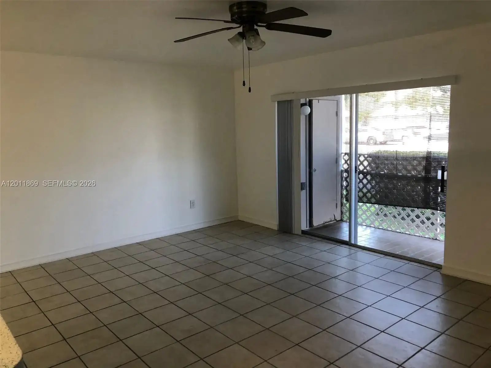 10387 N Kendall Dr # 2, Miami FL 33176 photo 2
