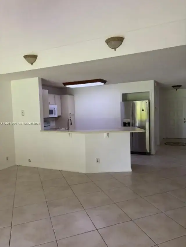 667 Woodgate Ln # B, Sunrise FL 33326 photo 4