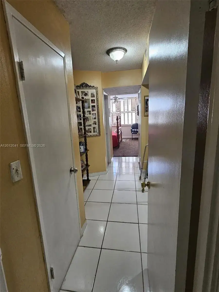1670 NE 191st St # 3, Miami FL 33179 photo 4