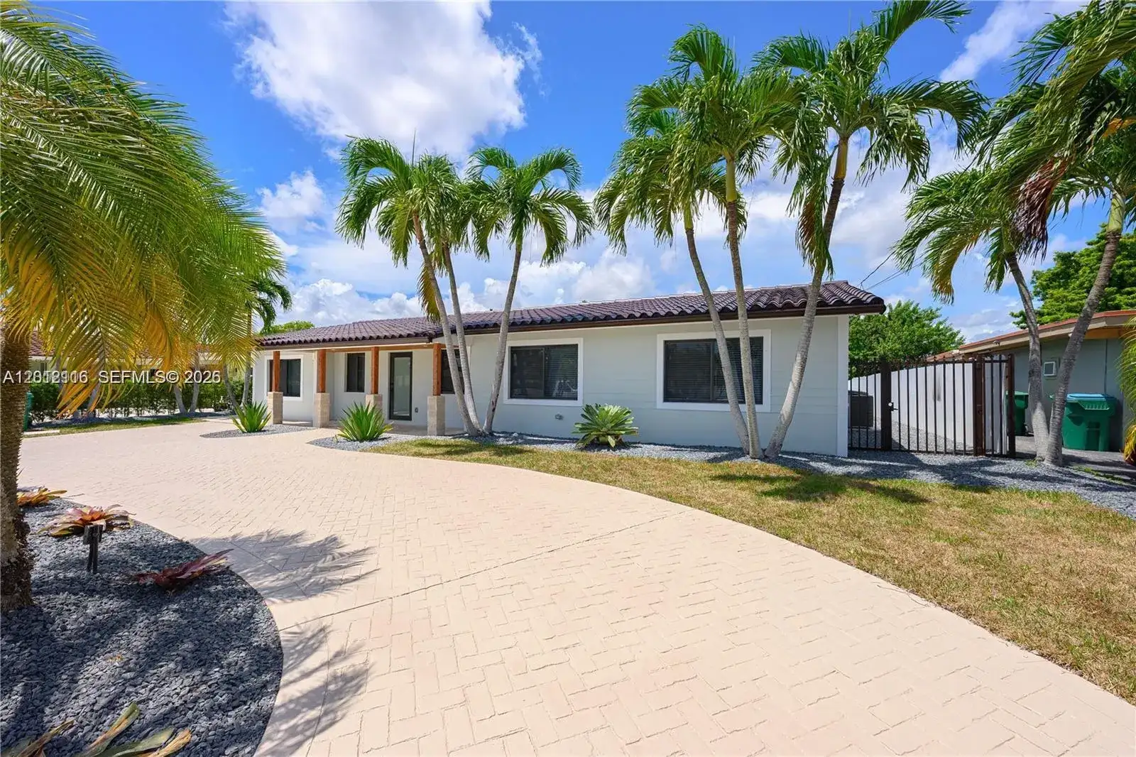 11835 SW 37th St, Miami FL 33175 photo 4