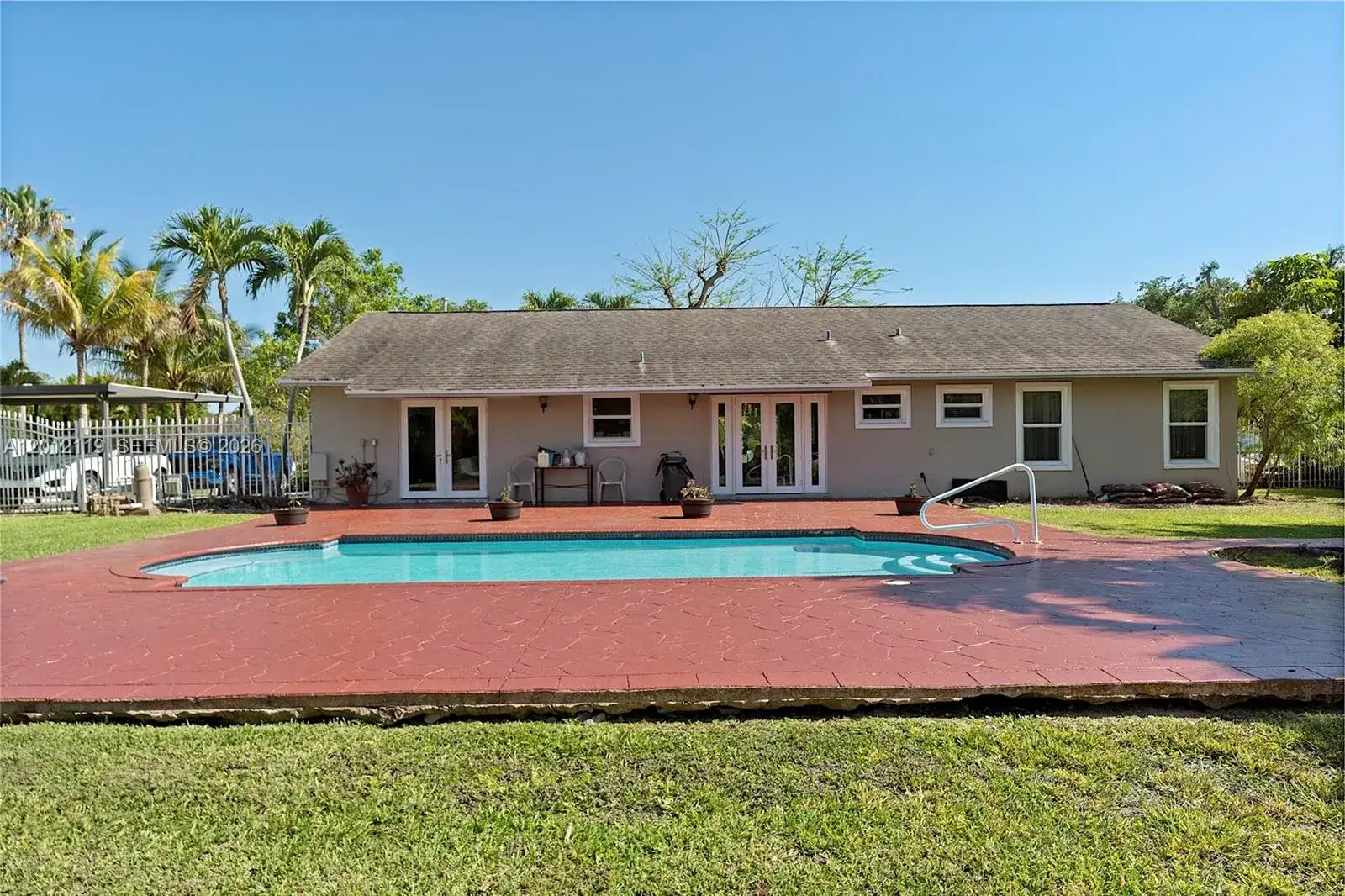 8895 SW 184th Ter, Cutler Bay FL 33157 photo 4