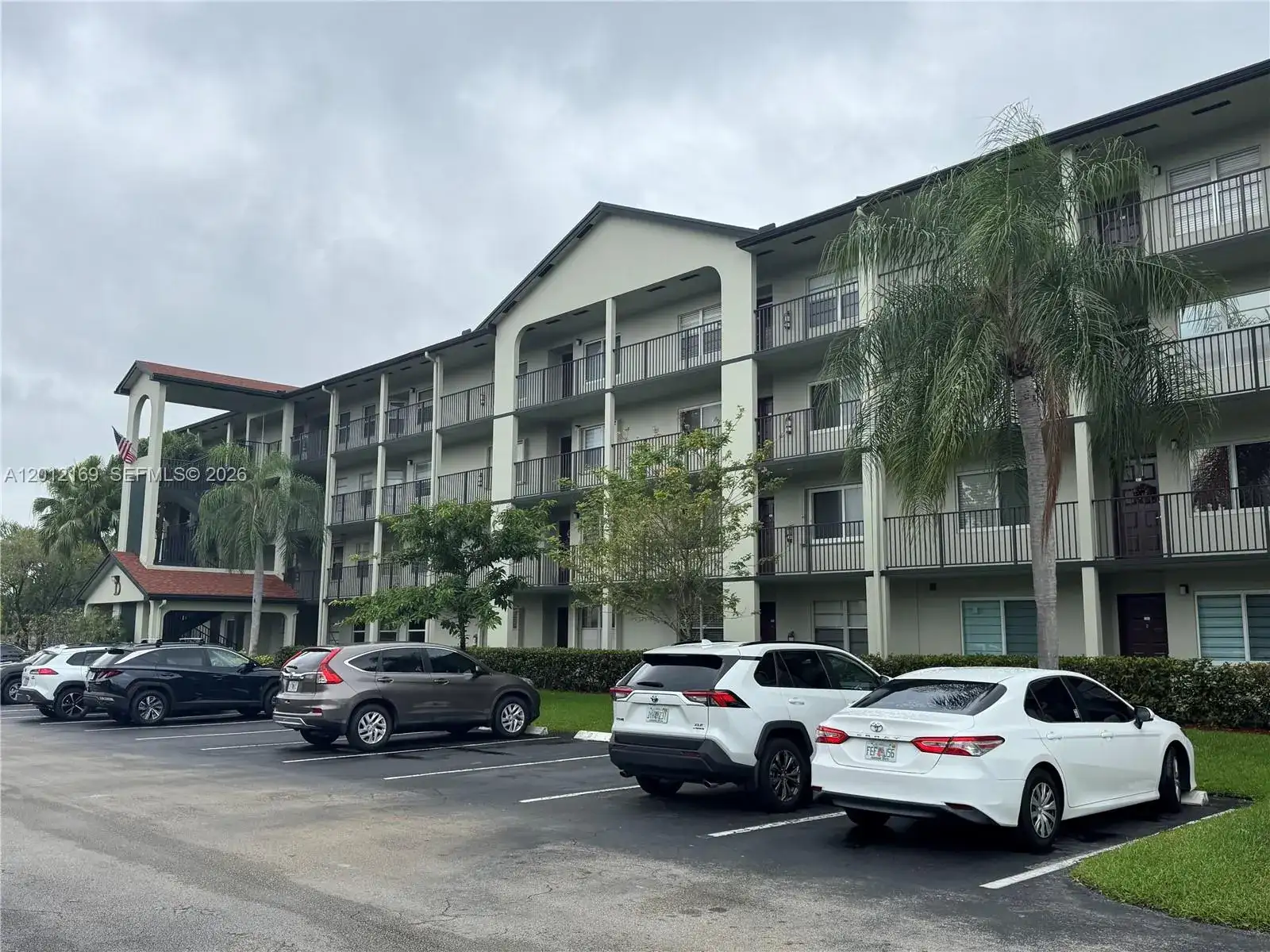 12950 SW 13th St # 412D, Pembroke Pines FL 33027 photo 2