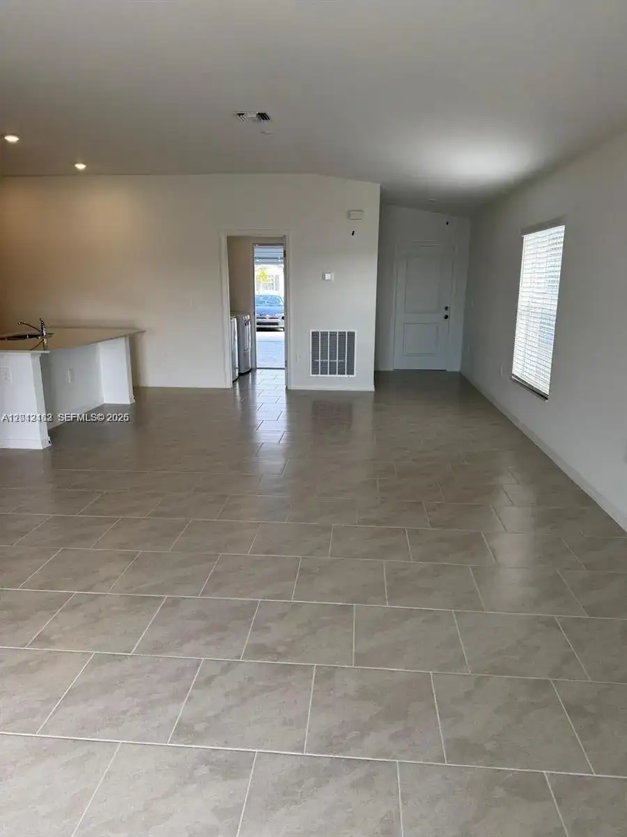 4106 GRANITA CT, North Fort Myers FL 33917 photo 4