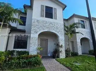 12912 SW 233rd Ter, Homestead FL 33032 photo 2