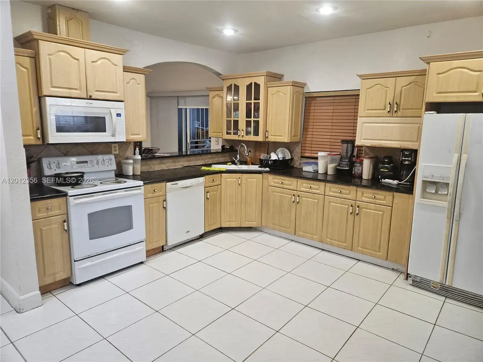 2231 NW 4th Ter, Miami FL 33125 photo 2