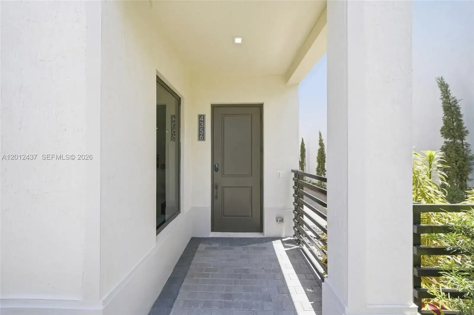 4356 NW 80th Ave, Doral FL 33166 photo 3