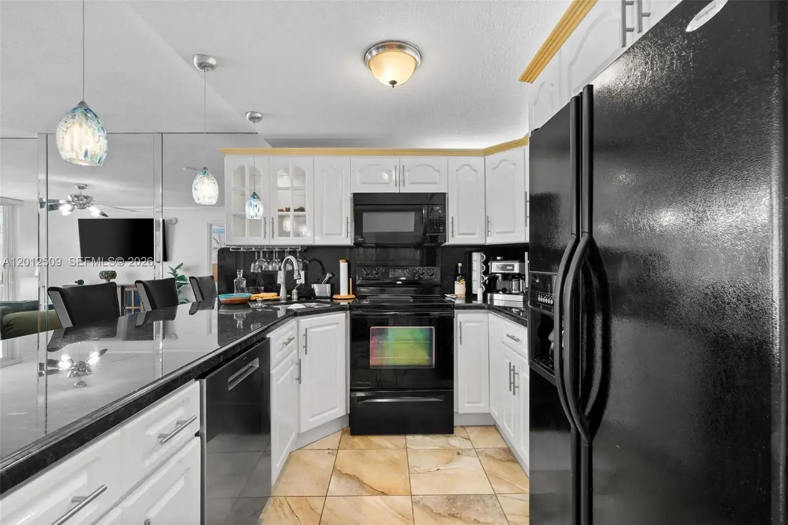 401 Ocean Dr # 509, Miami Beach FL 33139 photo 3