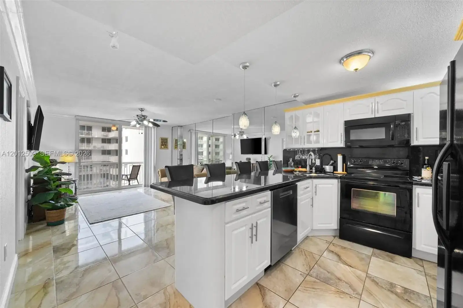401 Ocean Dr # 509, Miami Beach FL 33139 photo 4