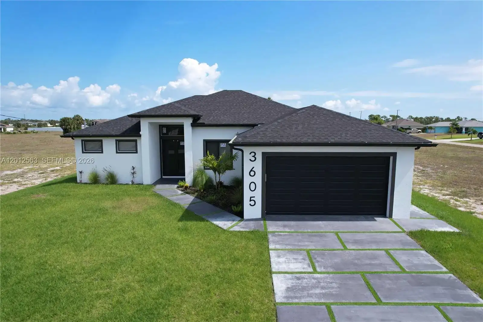 3605 NW 38th Ln, Cape Coral FL 333993 photo 3