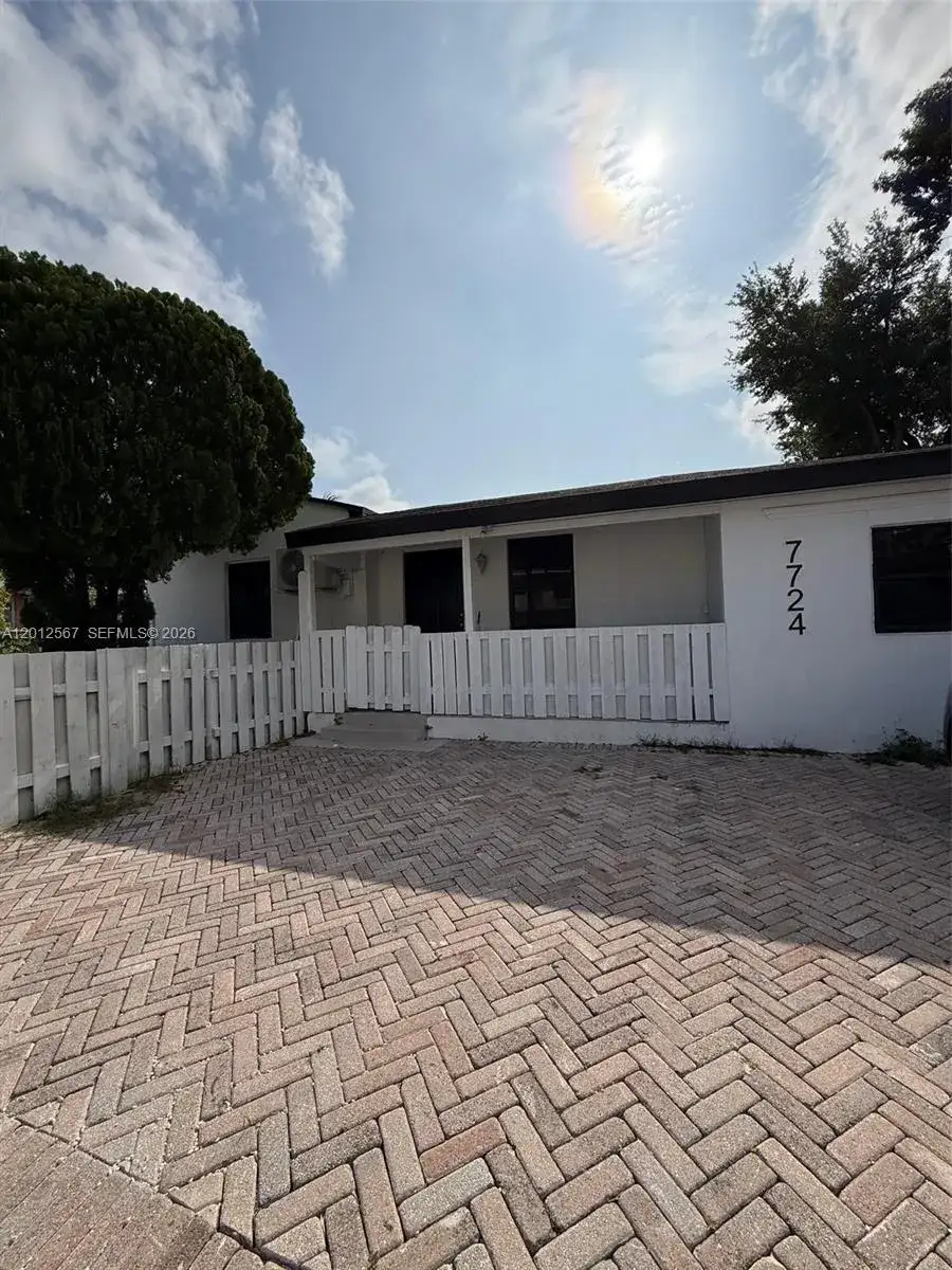 7724 NE 1st Ave # A, Miami FL 33138 photo 3