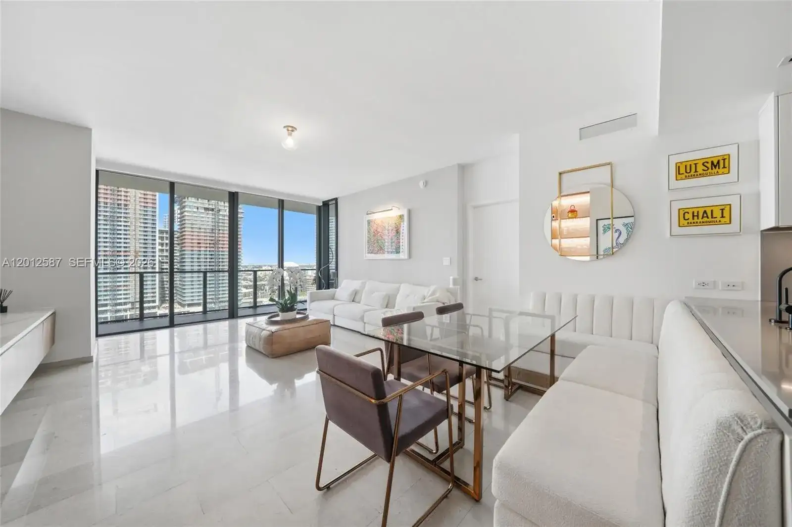 68 SE 6th St # 1904, Miami FL 33131 photo 3
