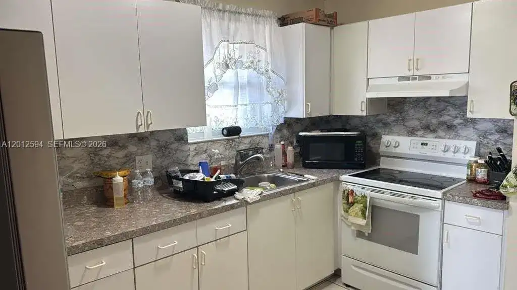 455 NW 14th St, Florida City FL 33034 photo 5