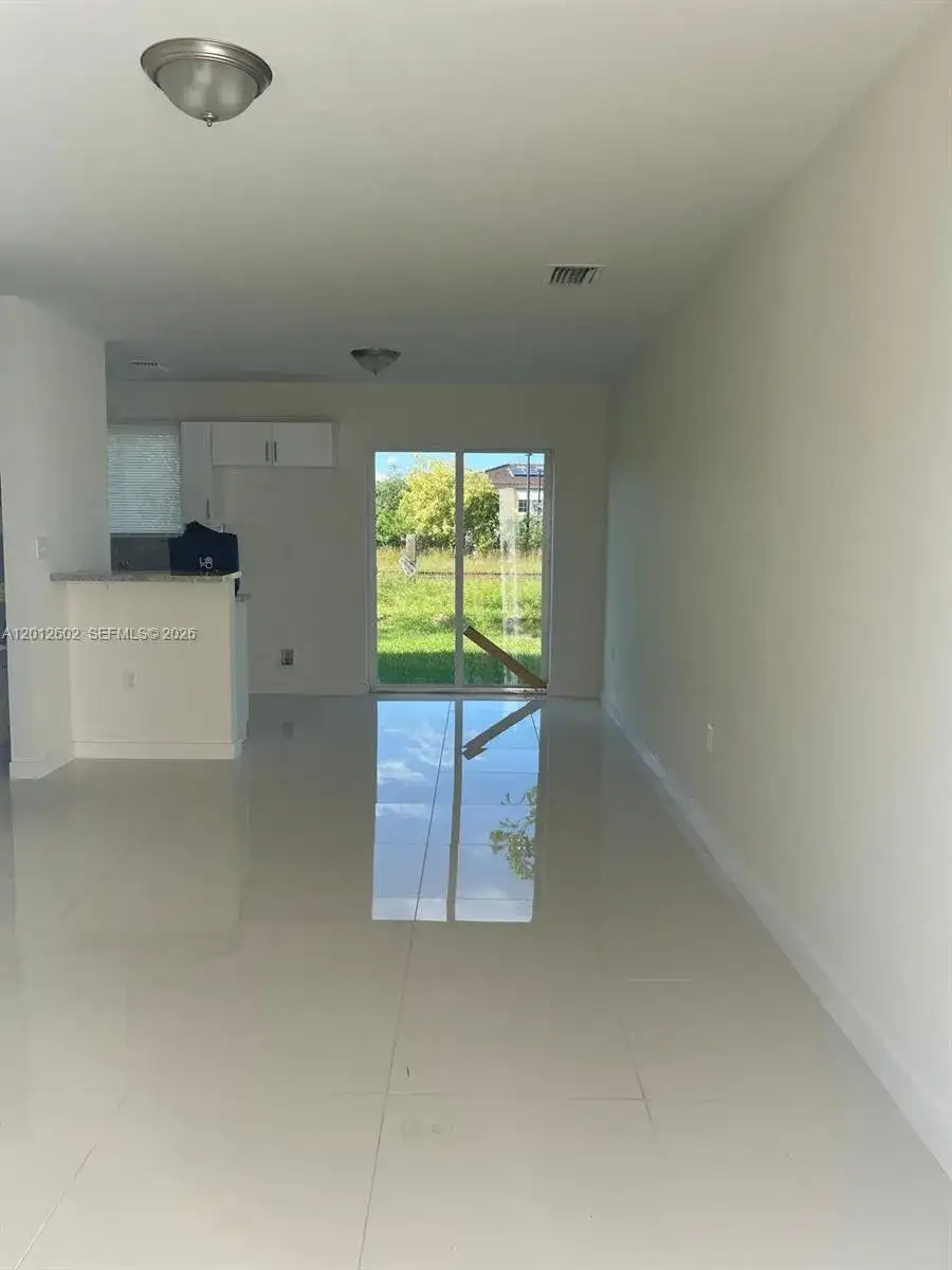 2121 NW 72nd St # 2121, Miami FL 33147 photo 2