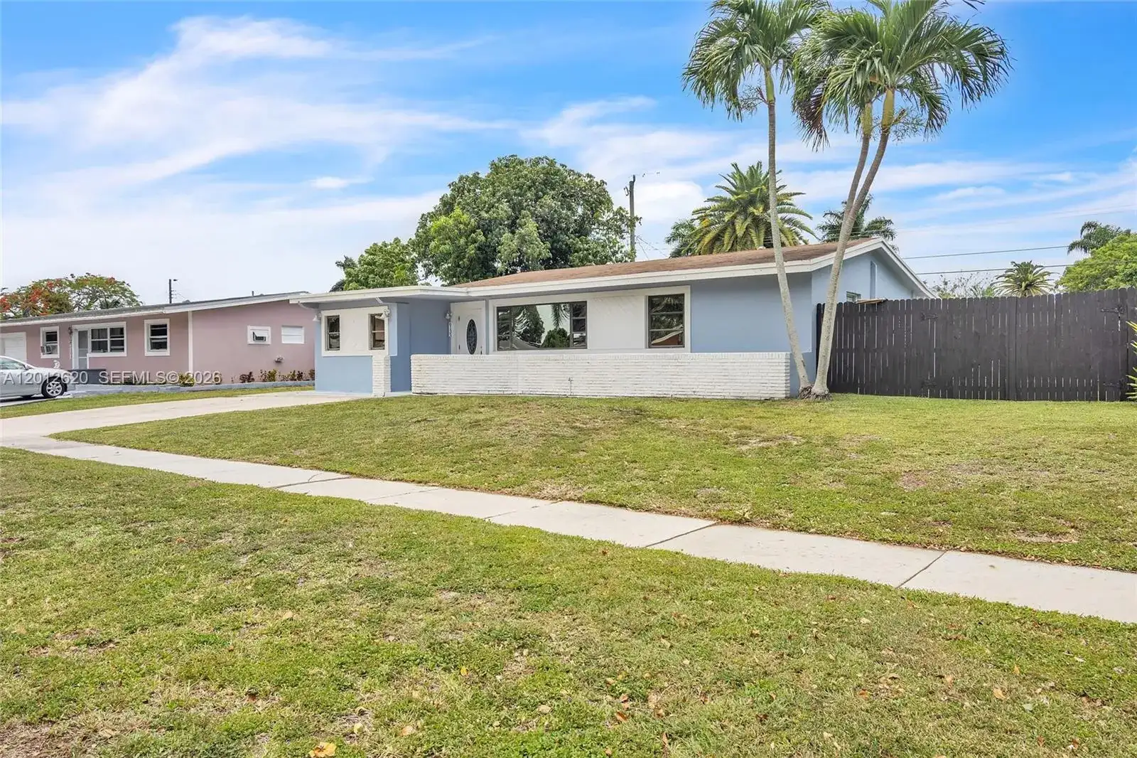 6133 NW 20th St, Margate FL 33063 photo 2