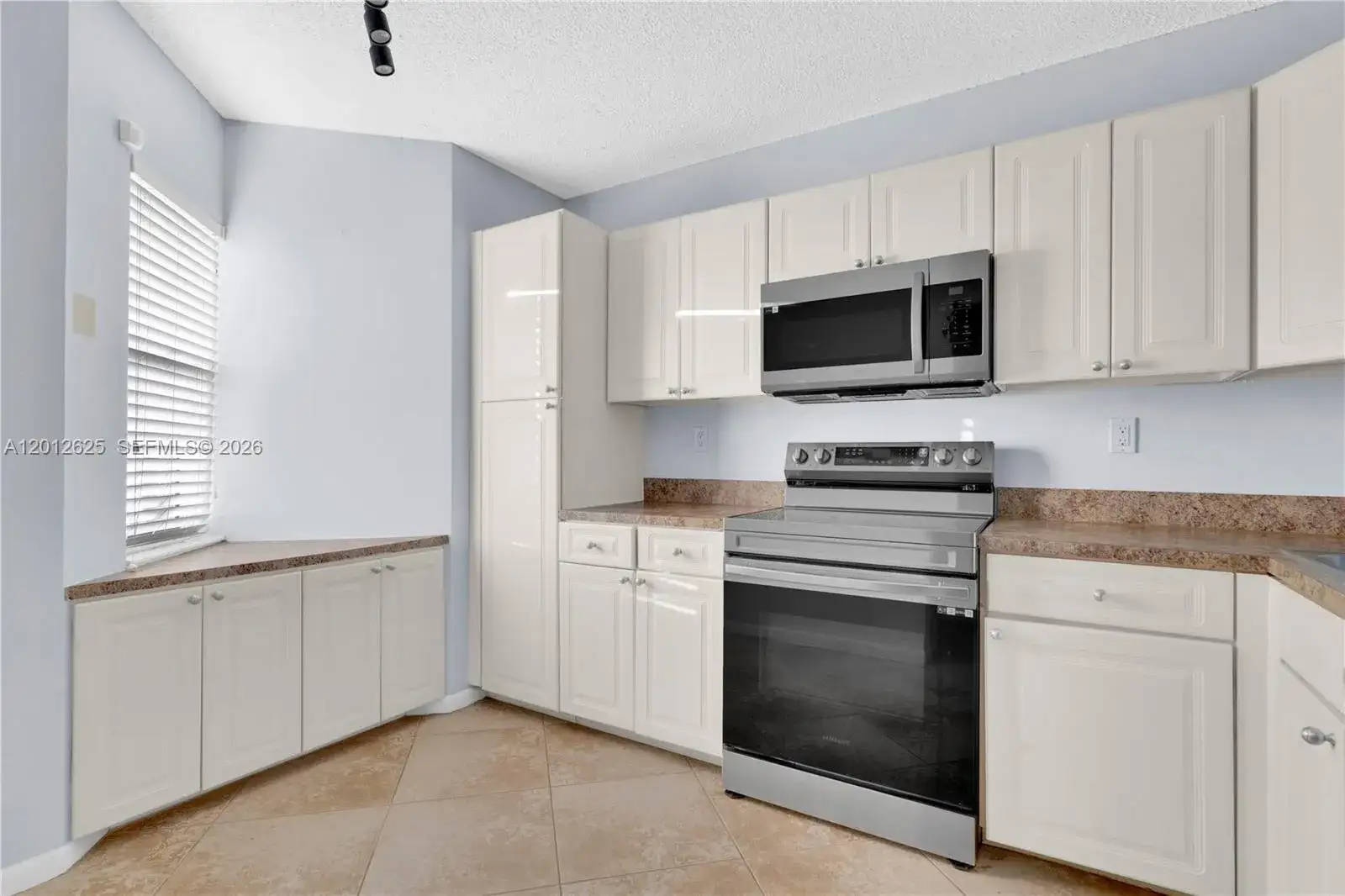 3050 NW 42nd Ave # C406, Coconut Creek FL 33066 photo 2