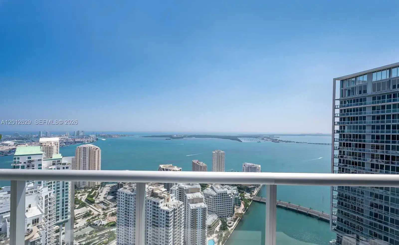 465 E Brickell Ave # 5305, Miami FL 33131 photo 2