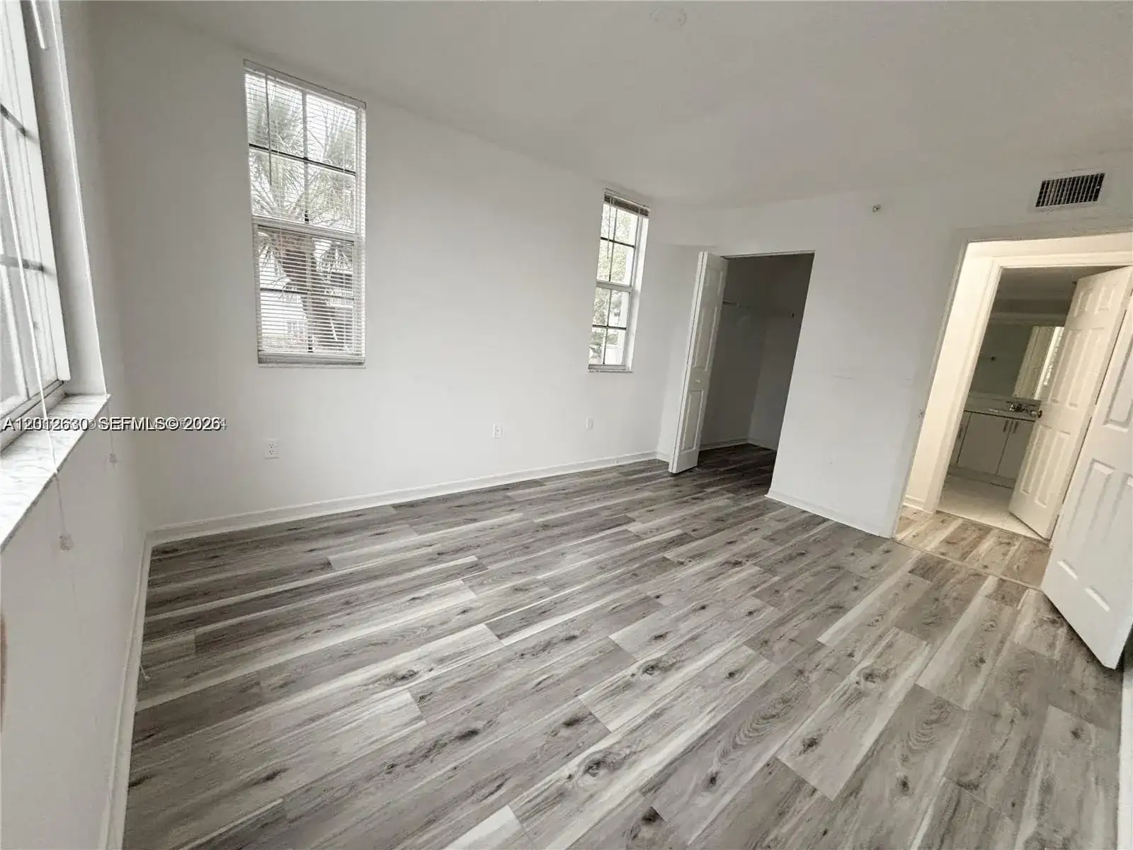 655 SW 111th Way # 201, Pembroke Pines FL 33025 photo 4