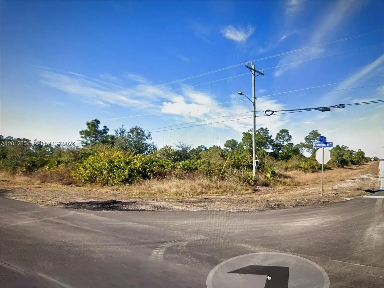 966 Jaguar BLVD, Lehigh Acres FL 33974 photo 3