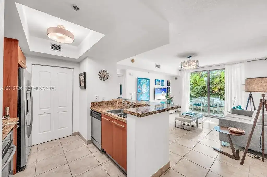 110 Washington Ave # 2310, Miami Beach FL 33139 photo 5