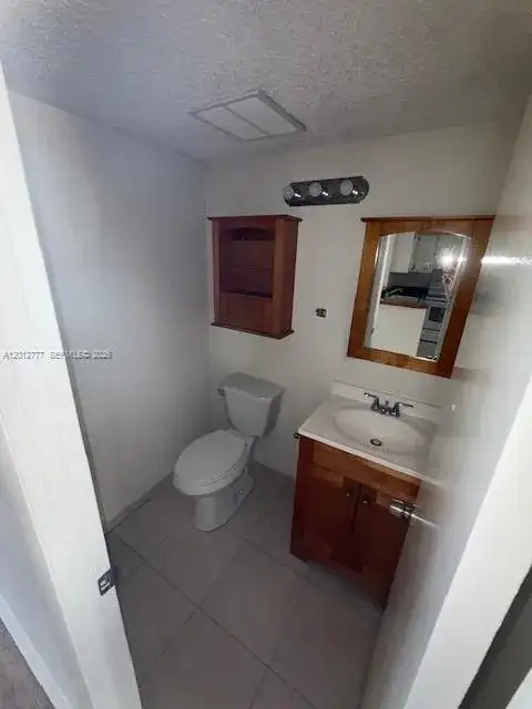 406 NW 68th Ave # 411, Plantation FL 33317 photo 2