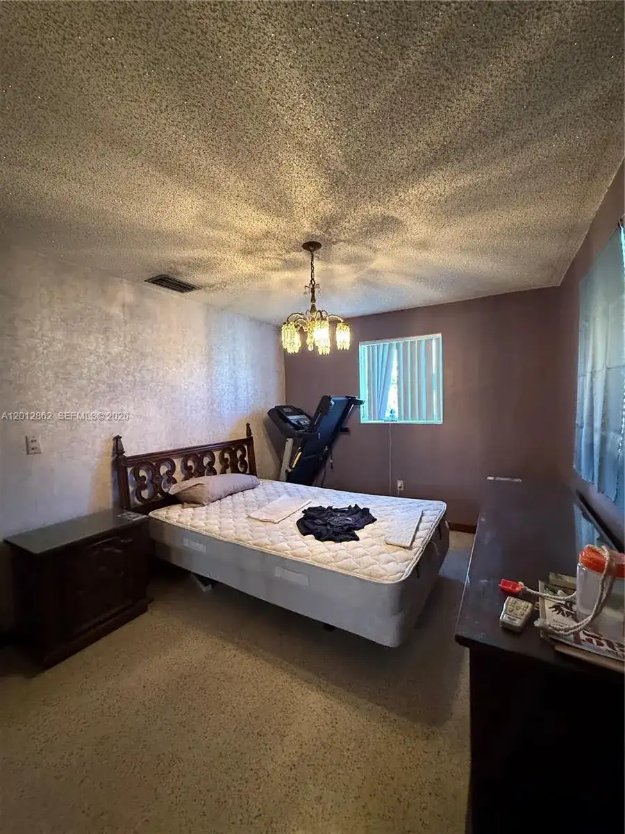 399 W 12th St, Hialeah FL 33010 photo 4