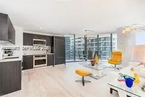 45 SW 9th St # 1701, Miami FL 33130 photo 3