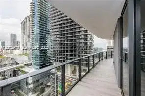 45 SW 9th St # 1701, Miami FL 33130 photo 4