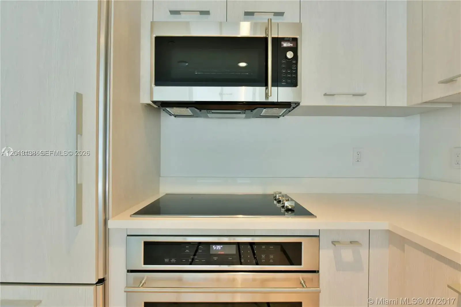 45 SW 9 st # 1907, Miami FL 33130 photo 3