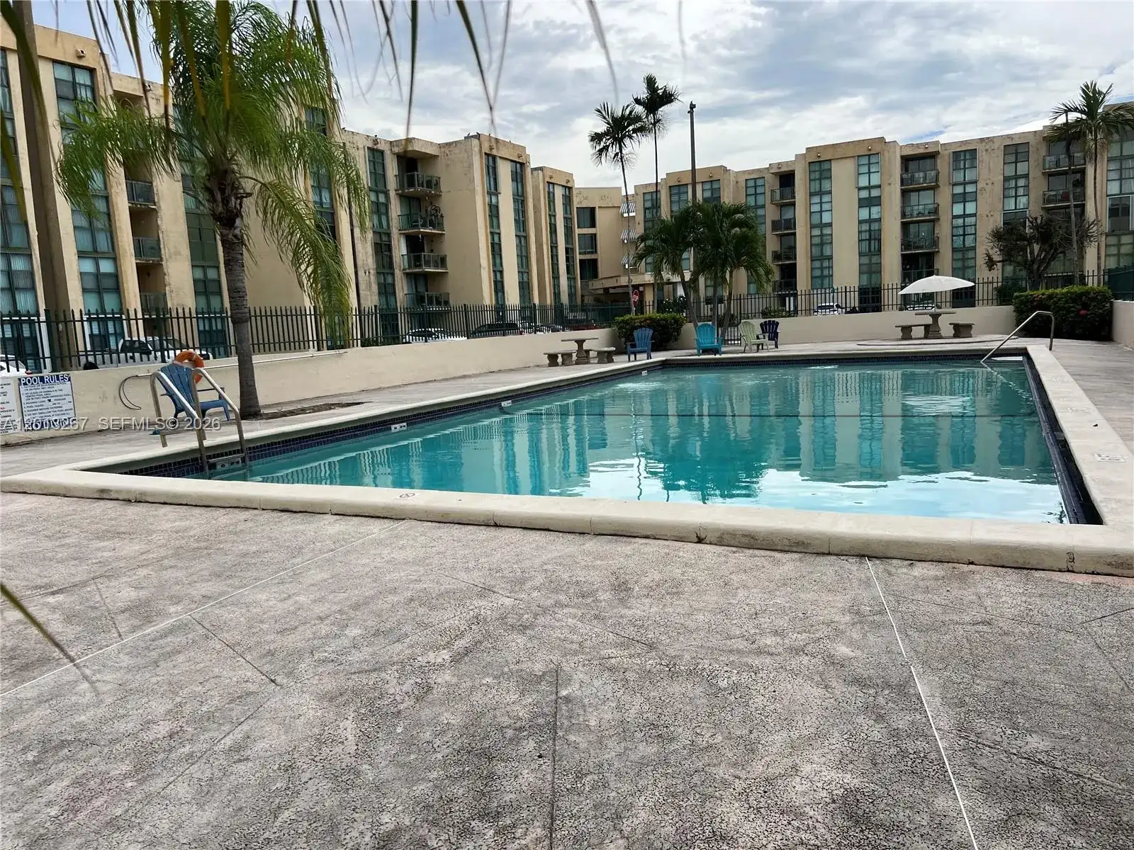 2075 SW 122nd Ave # 415, Miami FL 33175 photo 3