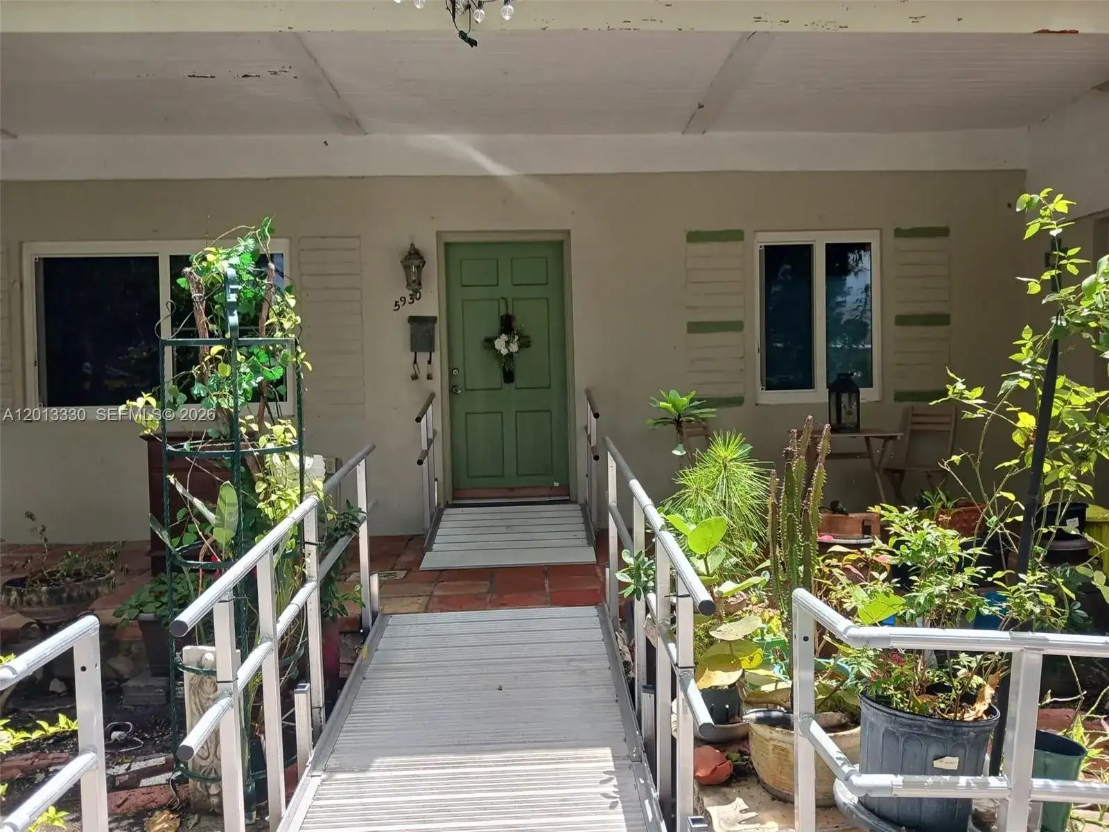 5930 SW 44th Ter, Miami FL 33155 photo 5
