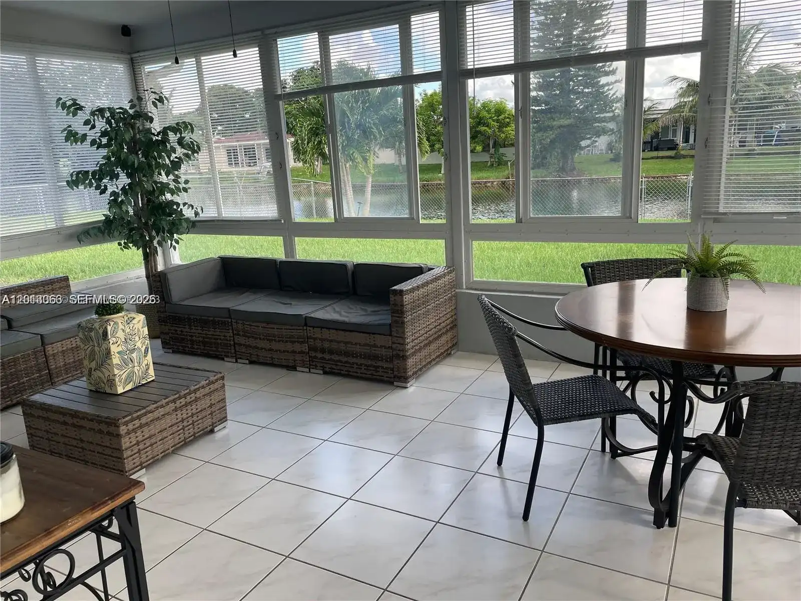 9590 NW 24th Pl, Sunrise FL 33322 photo 2