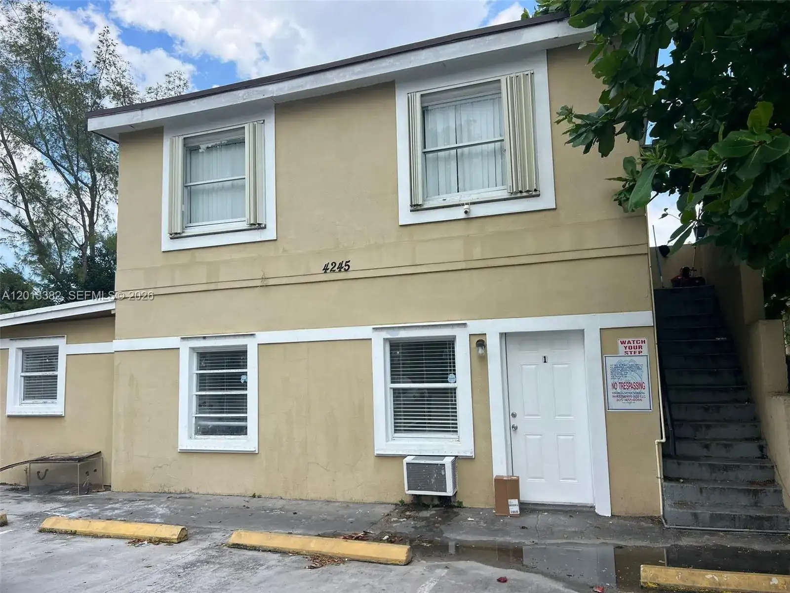 4245 NW 24th Ave, Miami FL 33142 photo 2