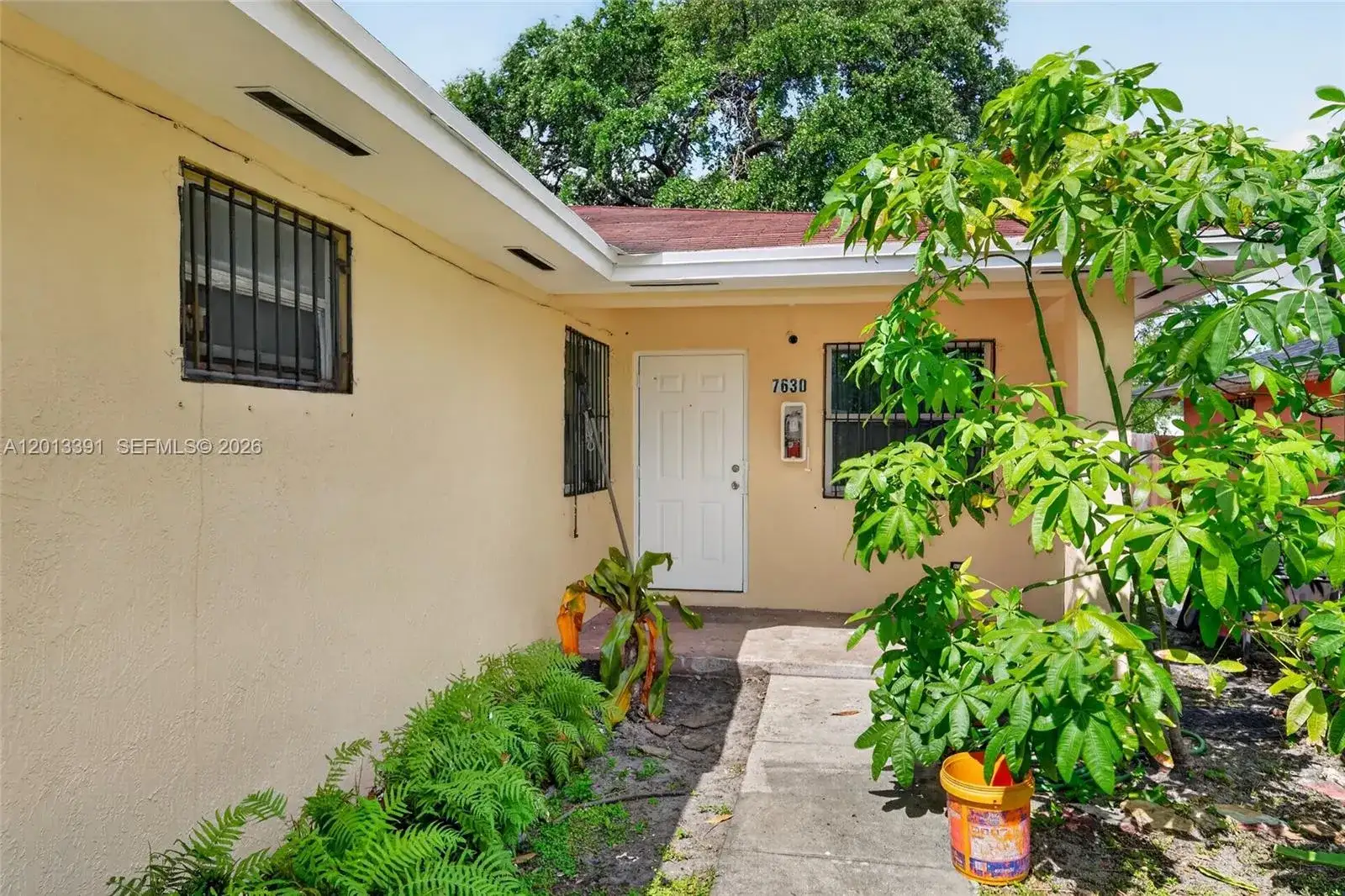 7628 NW 2nd Ct, Miami FL 33150 photo 4