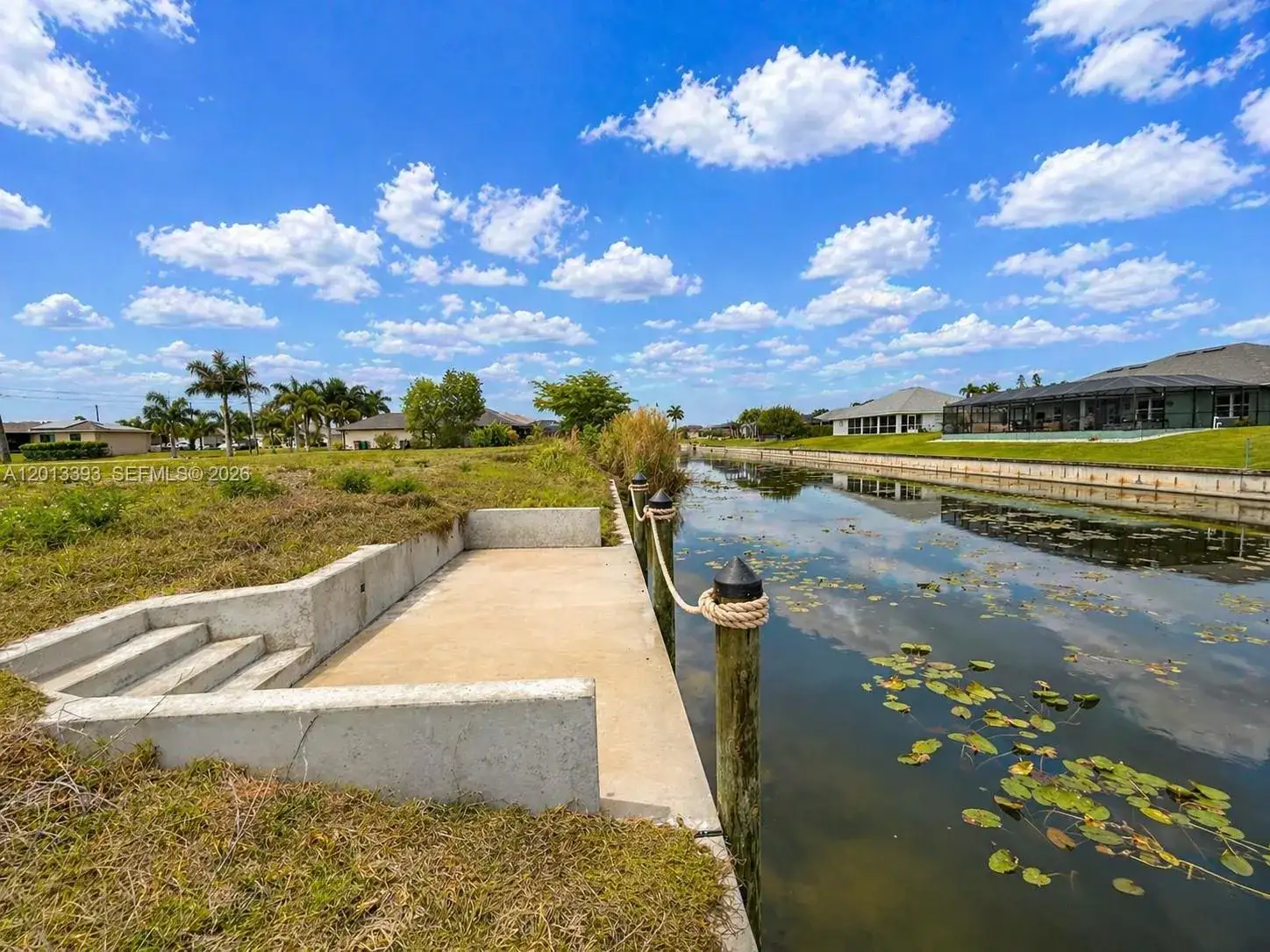 1014 SW 18th St, Cape Coral FL 33991 photo 4