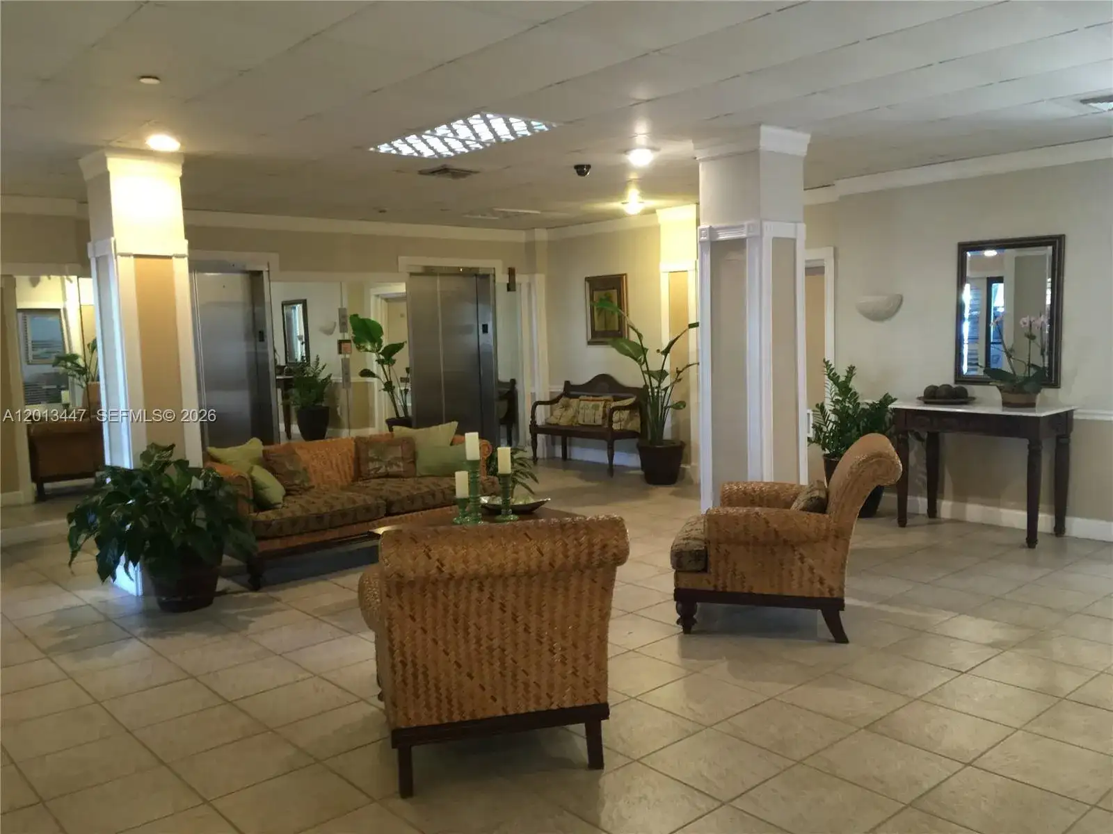 77 Crandon Blvd # 2E, Key Biscayne FL 33149 photo 2