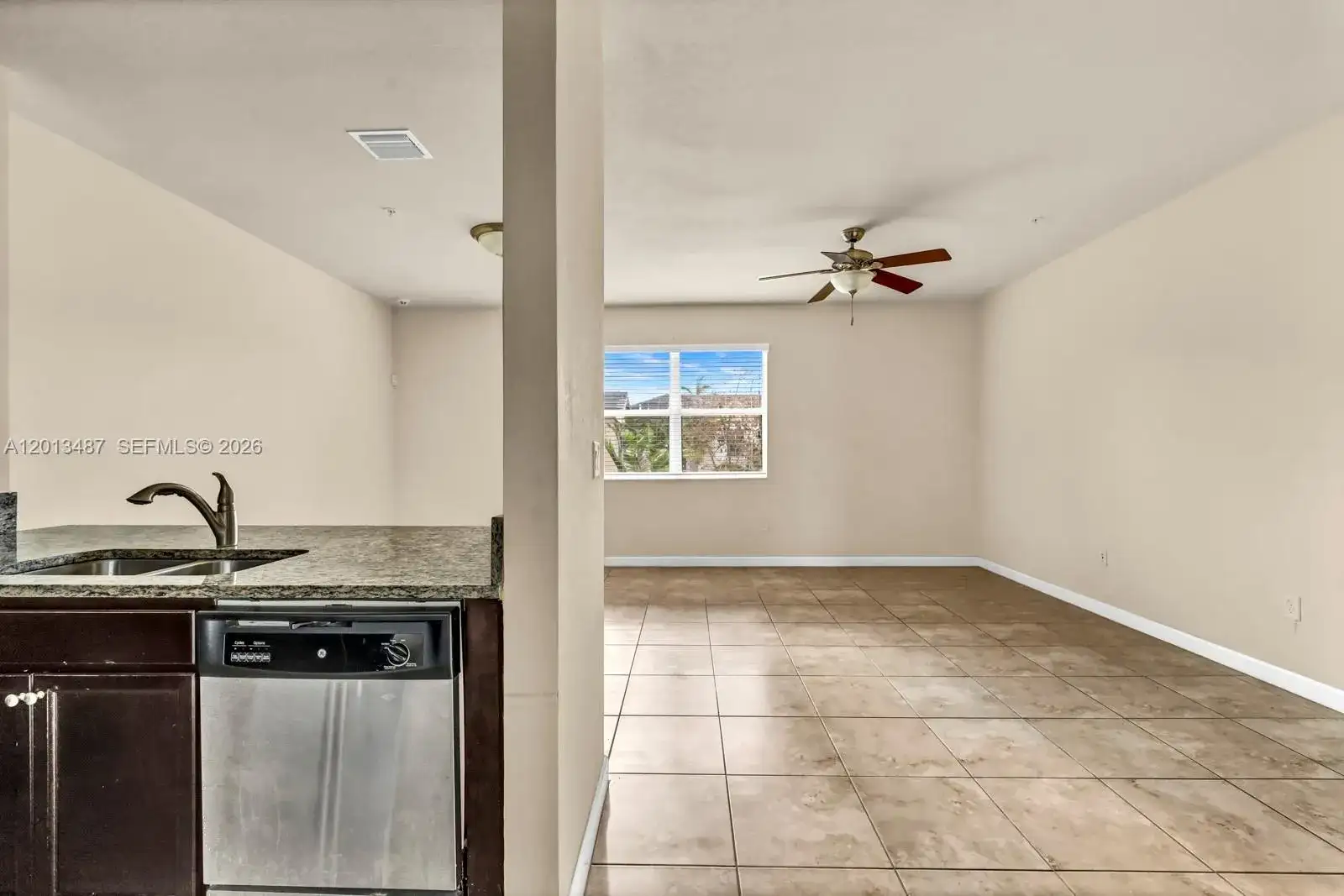134 SE 28th Ter # 20, Homestead FL 33033 photo 2