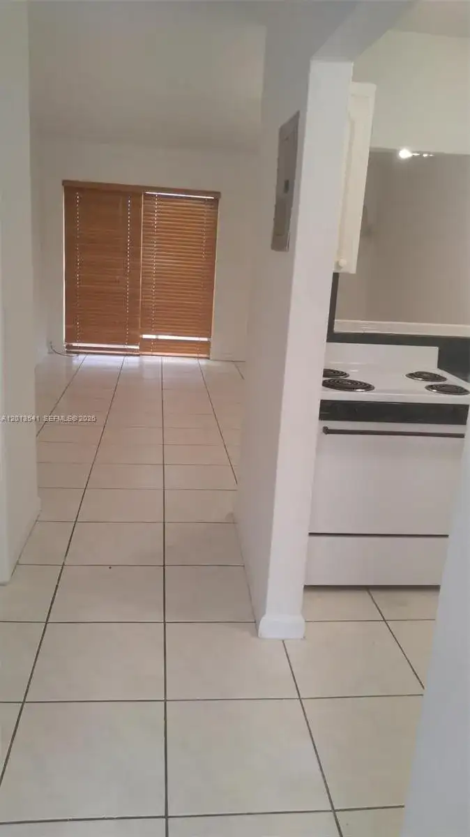 1441 Lincoln Rd # 414, Miami Beach FL 33139 photo 4