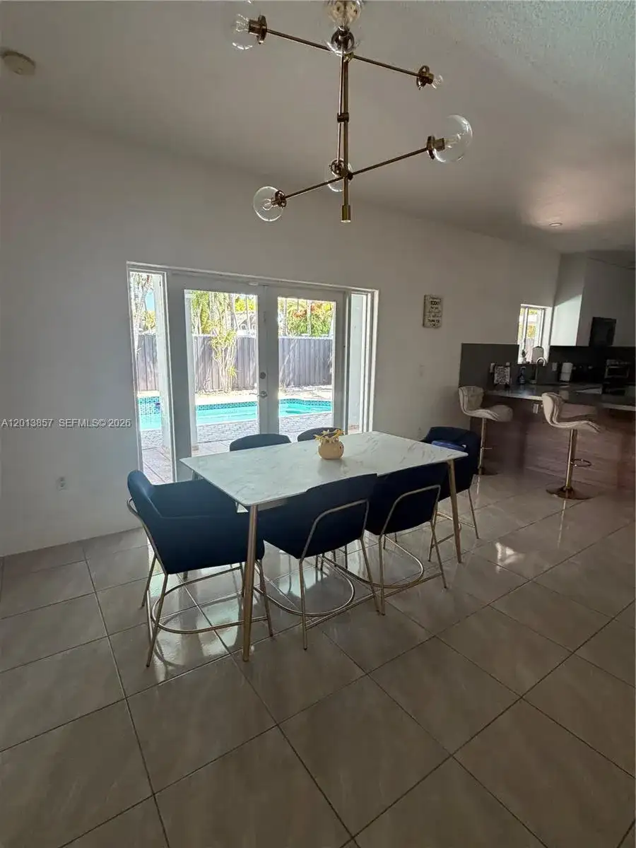 16479 SW 53rd St, Miami FL 33185 photo 5